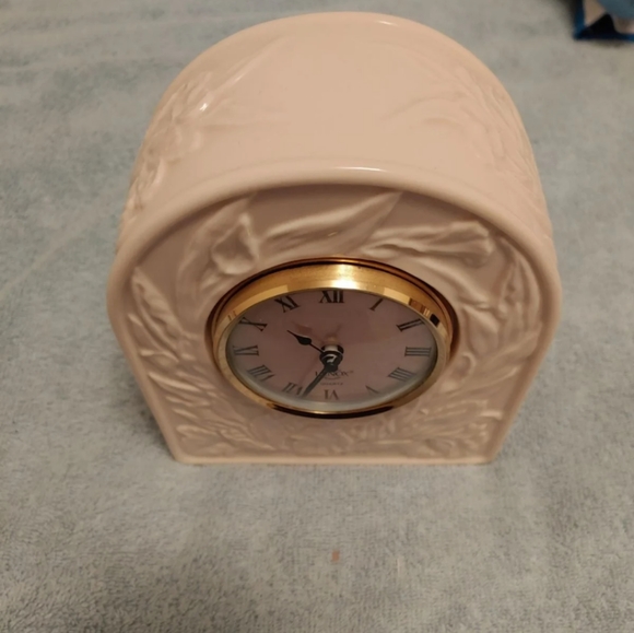 Lenox Ceramic Mantle Clock - Picture 6 of 7